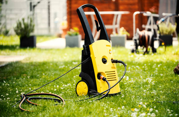 Best Animal Enclosure Cleaning  in Clearlake Riviera, CA